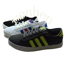 New Arriving Style Men′s Casual Canvas Shoes